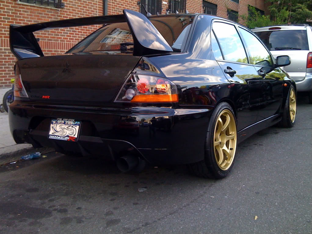 2006 Mitsubishi Lancer Evolution photo