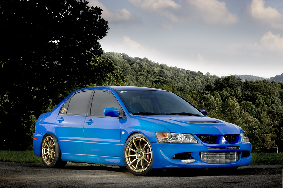 2005 Mitsubishi Lancer Evolution photo