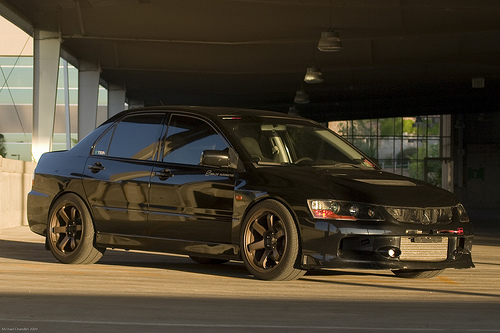 2003 Mitsubishi Lancer Evolution photo