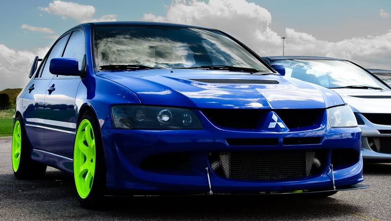 2003 Mitsubishi Lancer Evolution photo