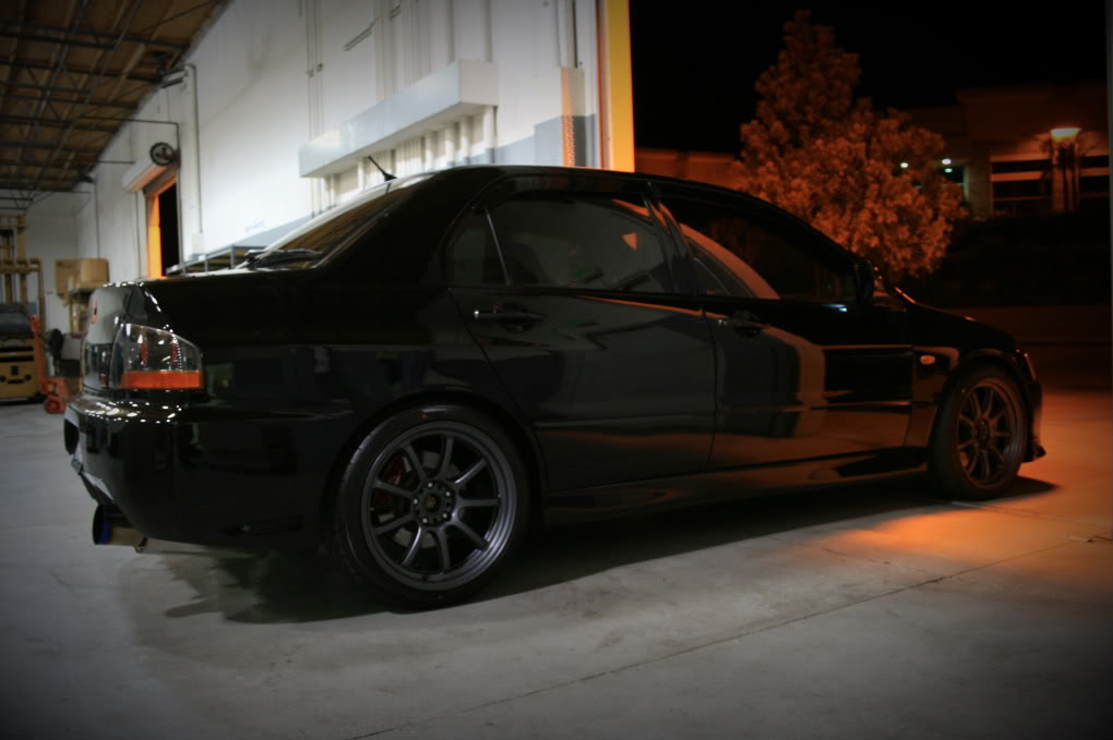 2008 Mitsubishi Lancer Evolution photo