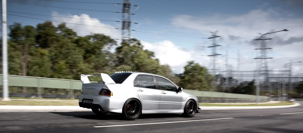 2008 Mitsubishi Lancer Evolution photo