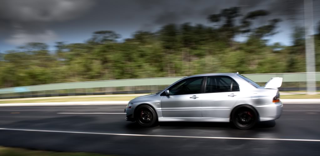 2008 Mitsubishi Lancer Evolution photo