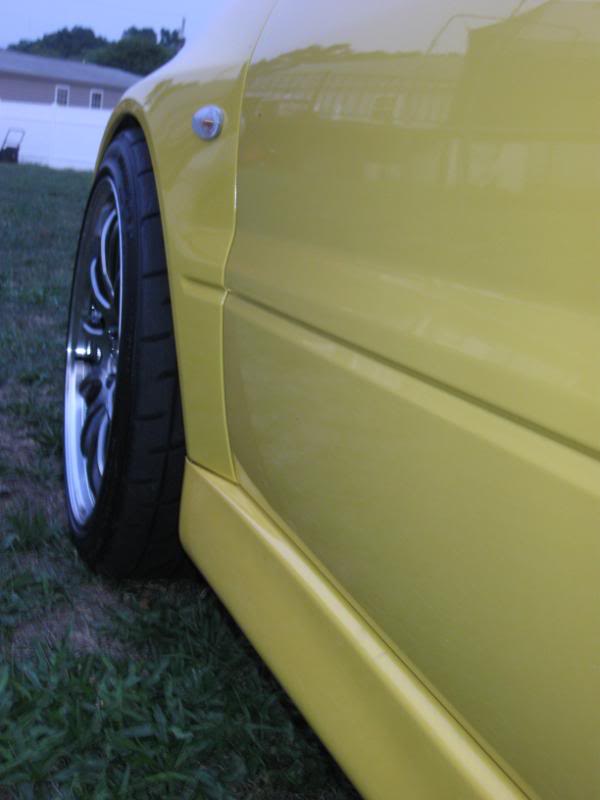 2003 Mitsubishi Lancer Evolution photo