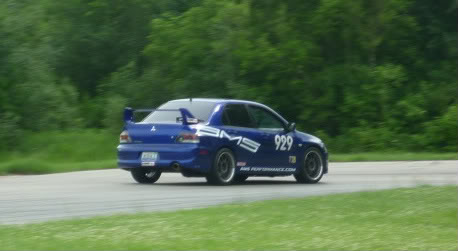 2005 Mitsubishi Lancer Evolution photo