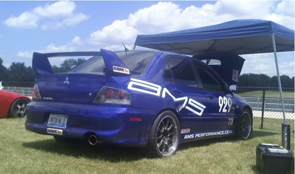 2005 Mitsubishi Lancer Evolution photo
