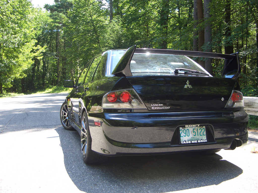 2006 Mitsubishi Lancer Evolution photo