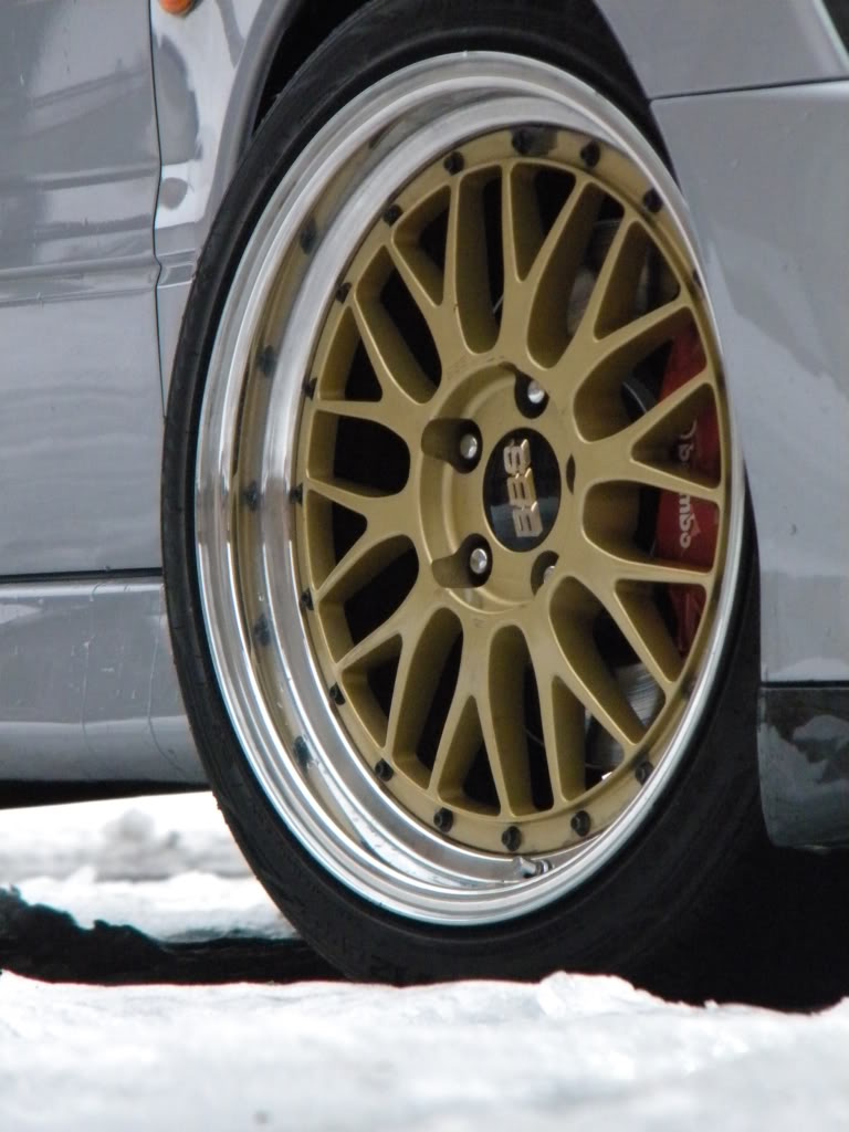 2003 Mitsubishi Lancer Evolution photo