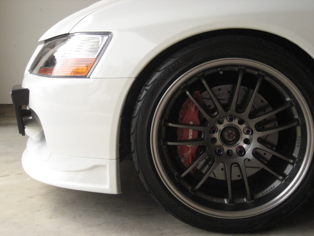 2003 Mitsubishi Lancer Evolution photo