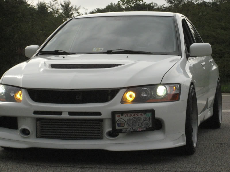2003 Mitsubishi Lancer Evolution photo
