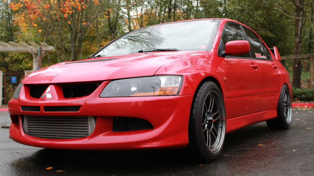 2005 Mitsubishi Lancer Evolution photo