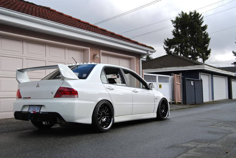 2008 Mitsubishi Lancer Evolution photo