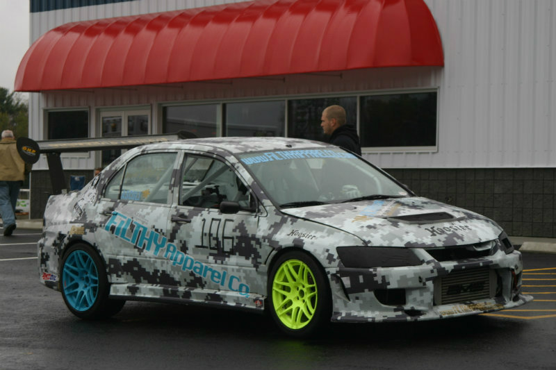 2005 Mitsubishi Lancer Evolution photo