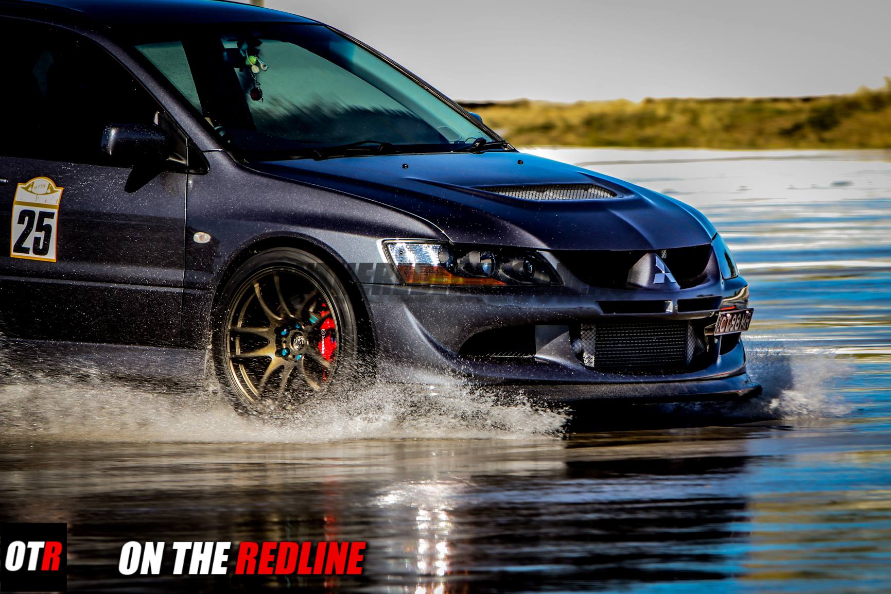 2003 Mitsubishi Lancer Evolution photo