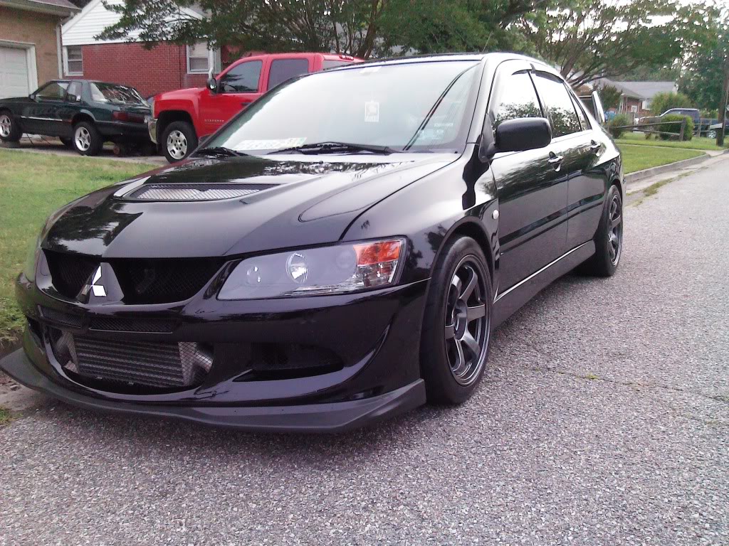 2003 Mitsubishi Lancer Evolution photo