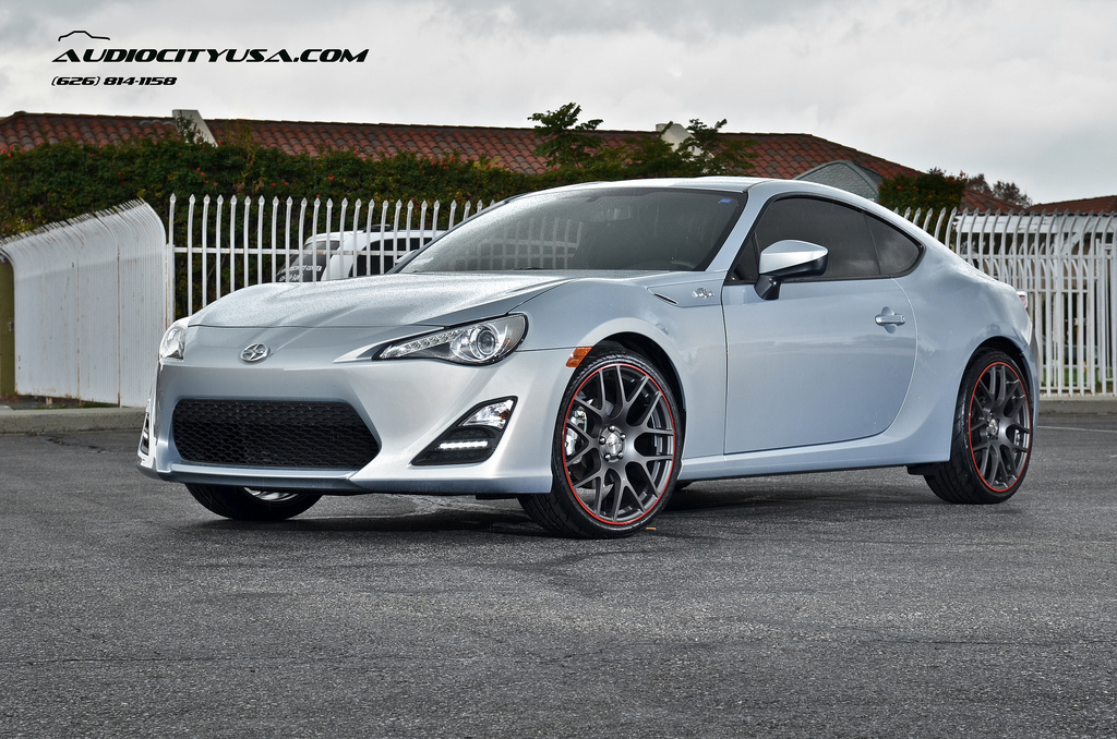 2013 Scion FR-S photo