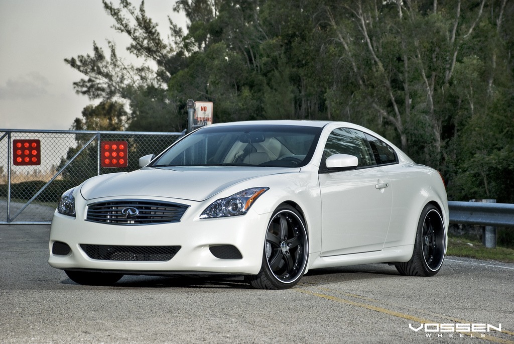 2008 Infiniti G37 photo