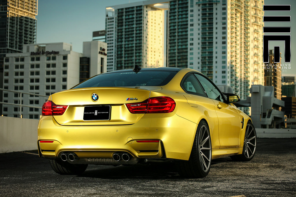2015 BMW M4 photo