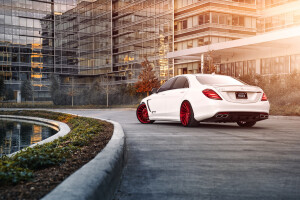 2015 Mercedes-Benz S-Class