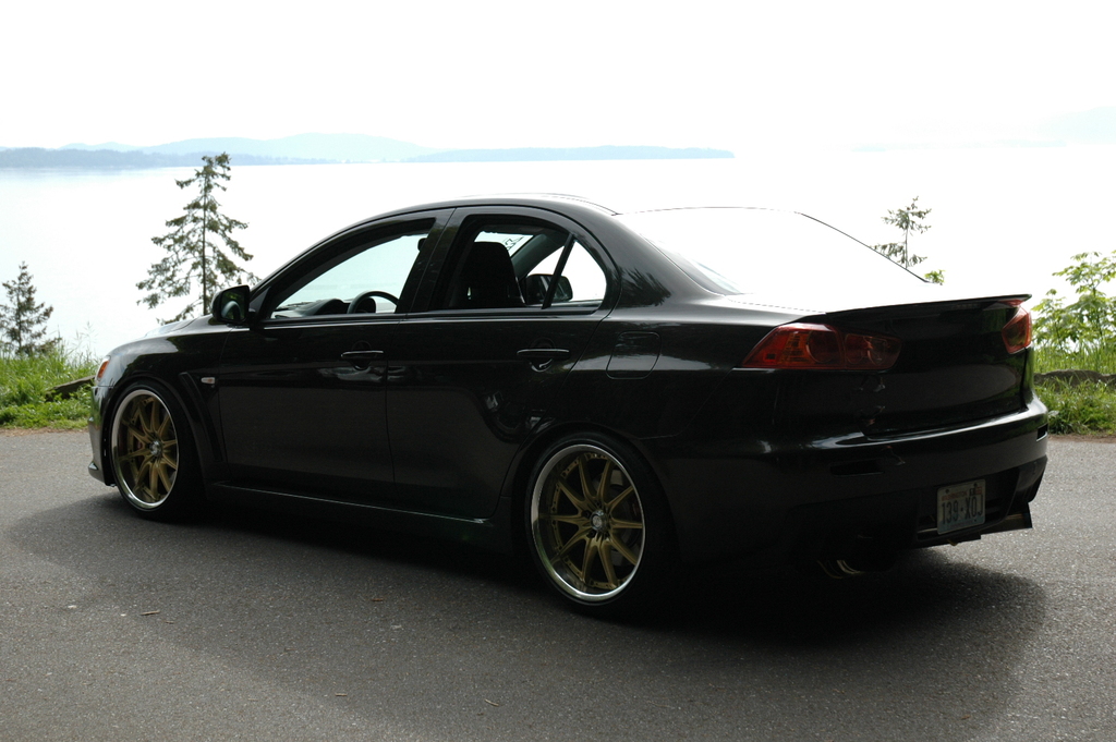 2008 Mitsubishi Lancer Evolution photo
