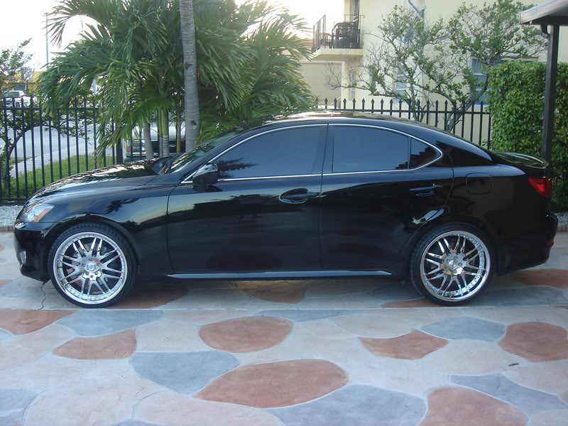 2006 Lexus IS 350 photo