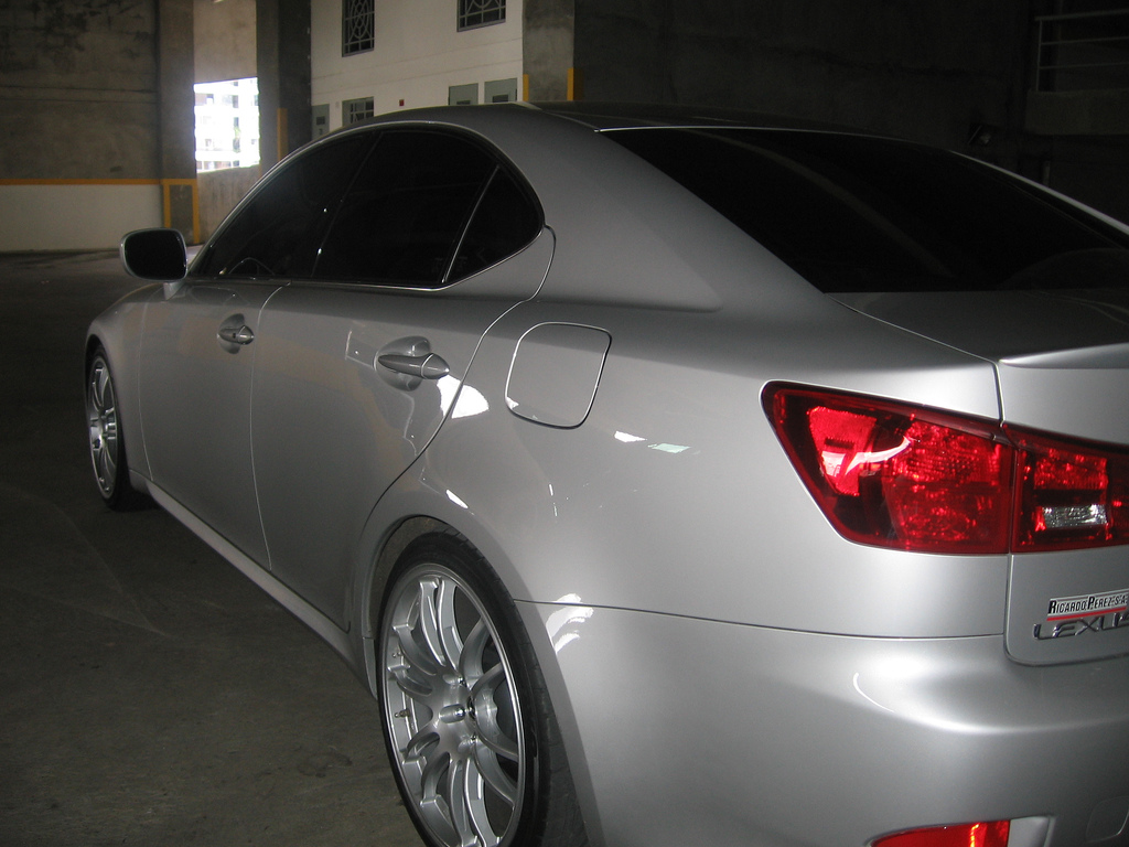 2006 Lexus IS 350 photo