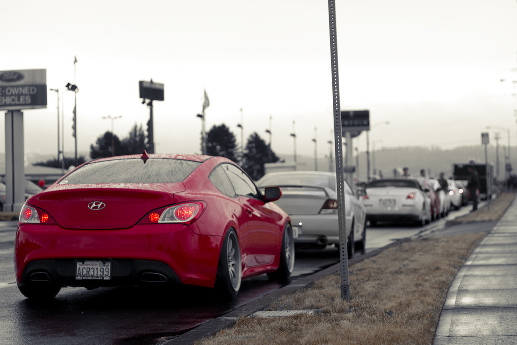 2010 Hyundai Genesis photo