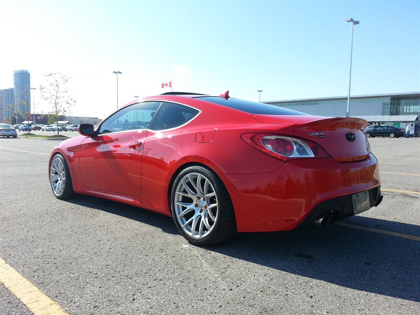 2011 Hyundai Genesis photo