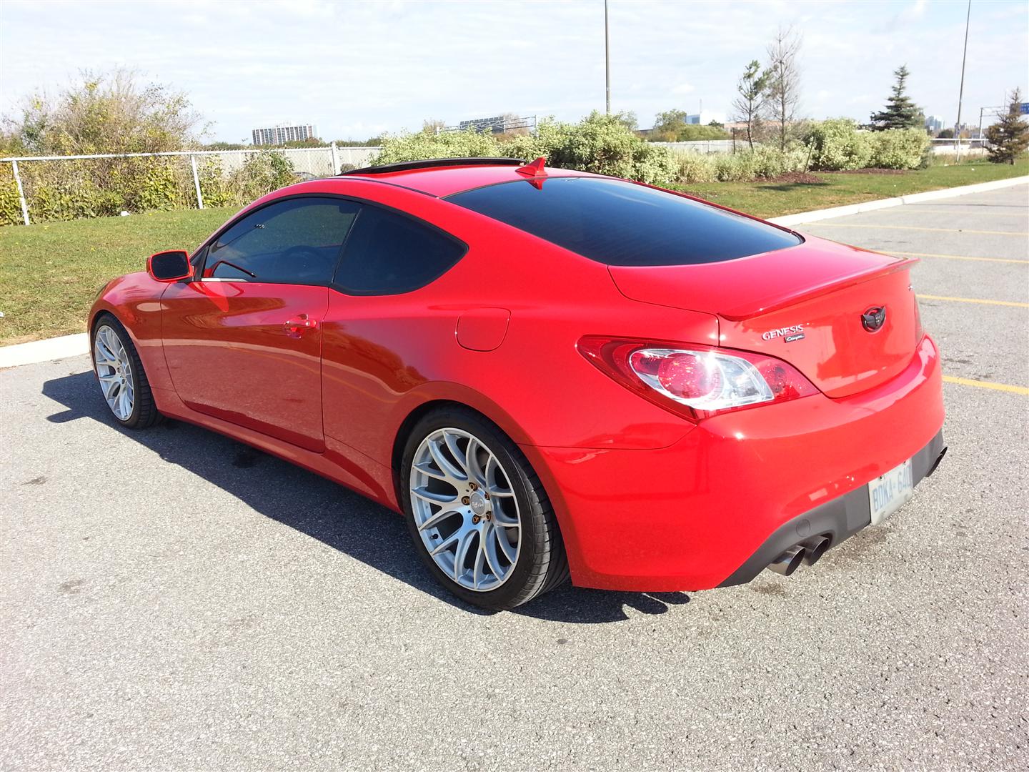 2011 Hyundai Genesis photo