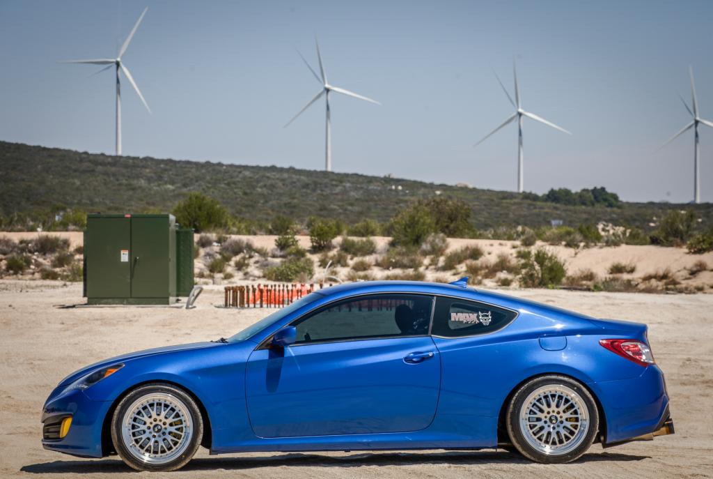 2012 Hyundai Genesis photo