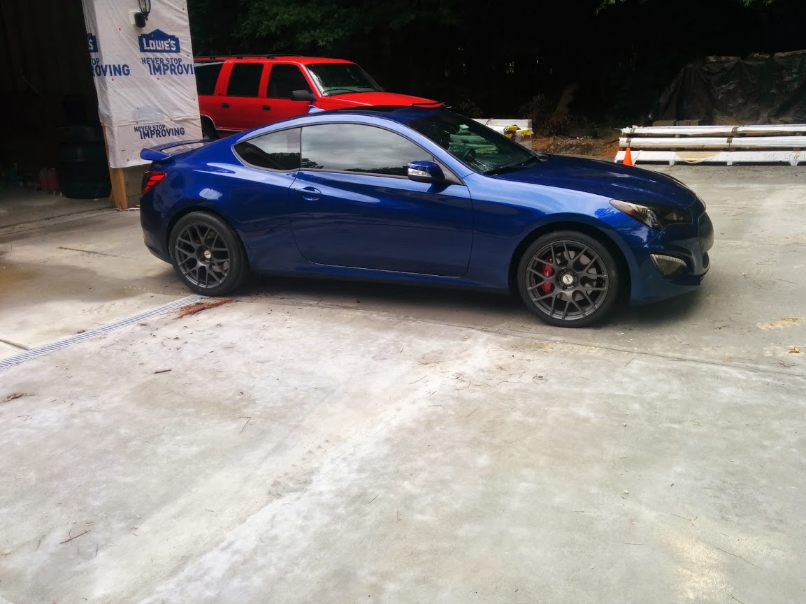 2012 Hyundai Genesis photo
