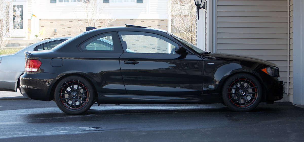 2009 BMW  135 photo
