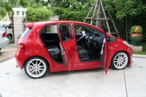 2007 Toyota Yaris