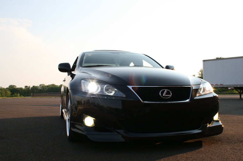 2007 Lexus IS 350 photo