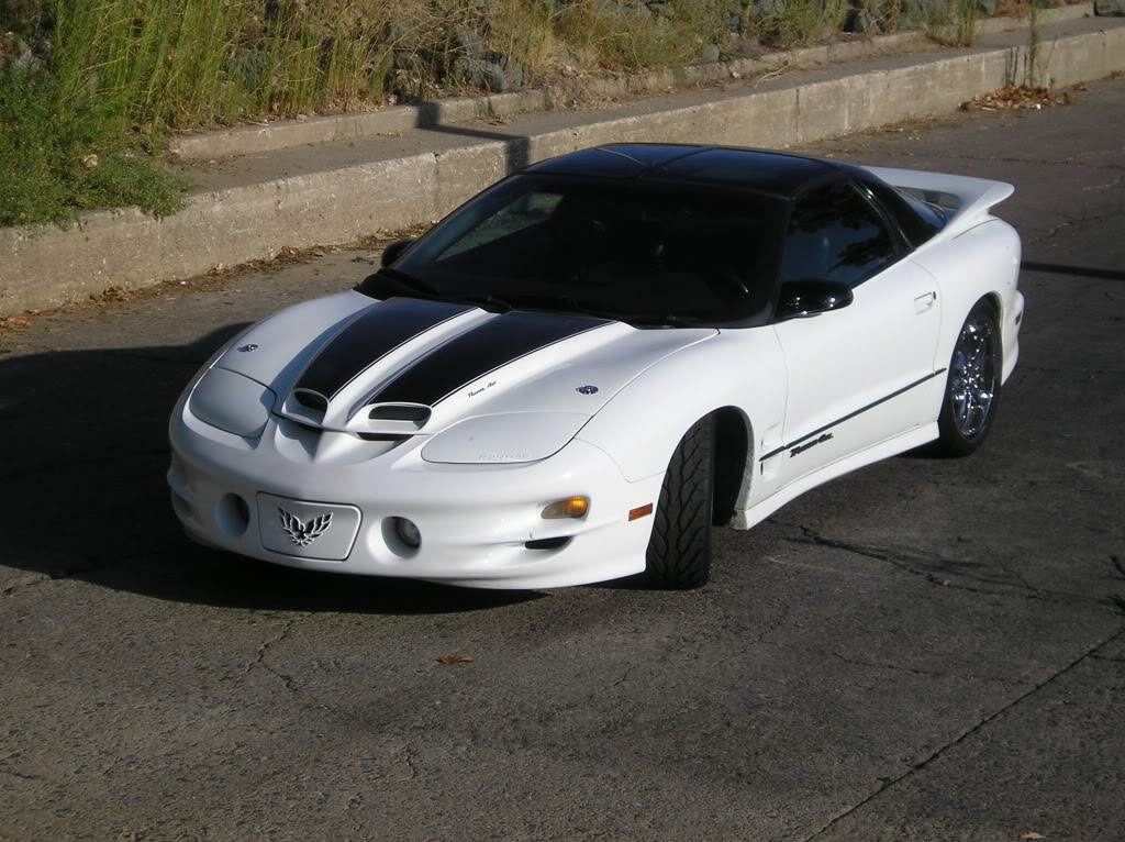 1999 Chevrolet Camaro photo