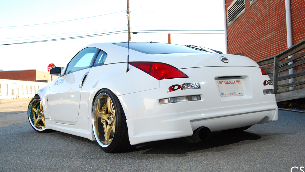 2004 Nissan 350Z photo