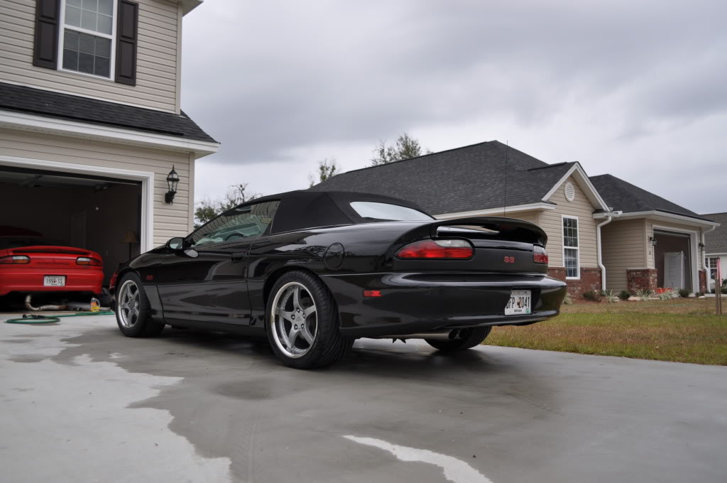 2001 Chevrolet Camaro photo