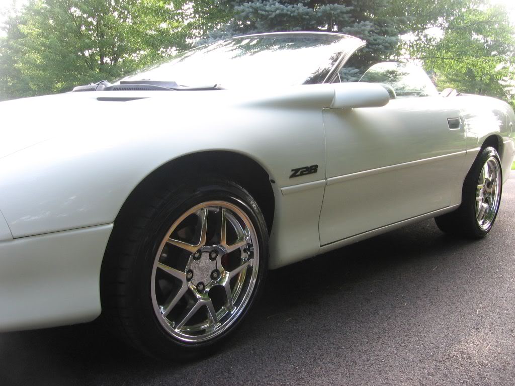 2001 Chevrolet Camaro photo