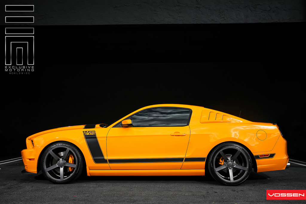 2013 Ford Mustang photo