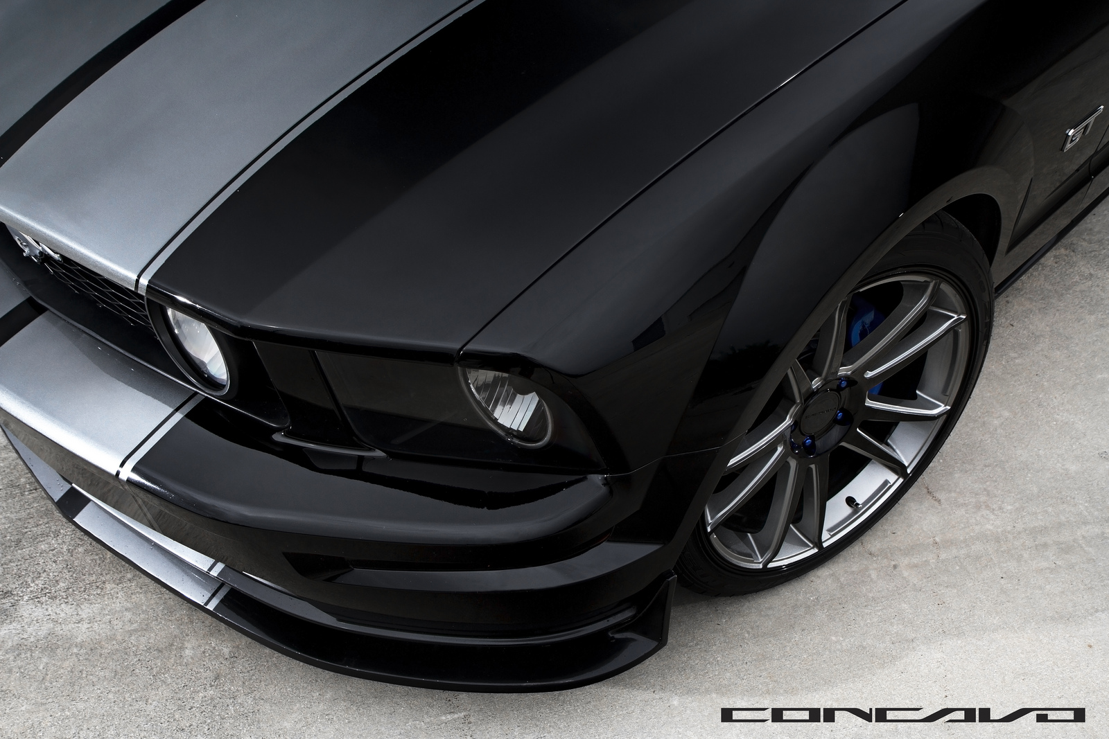 2013 Ford Mustang photo