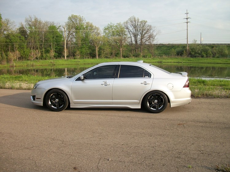 2010 Ford Fusion photo