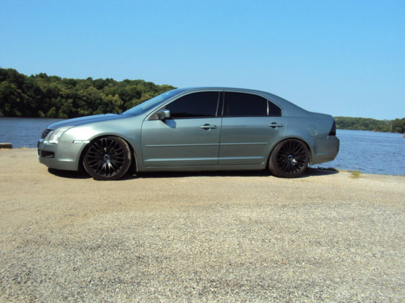 2010 Ford Fusion photo