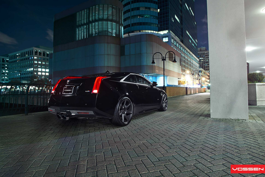 2013 Cadillac CTS-V photo