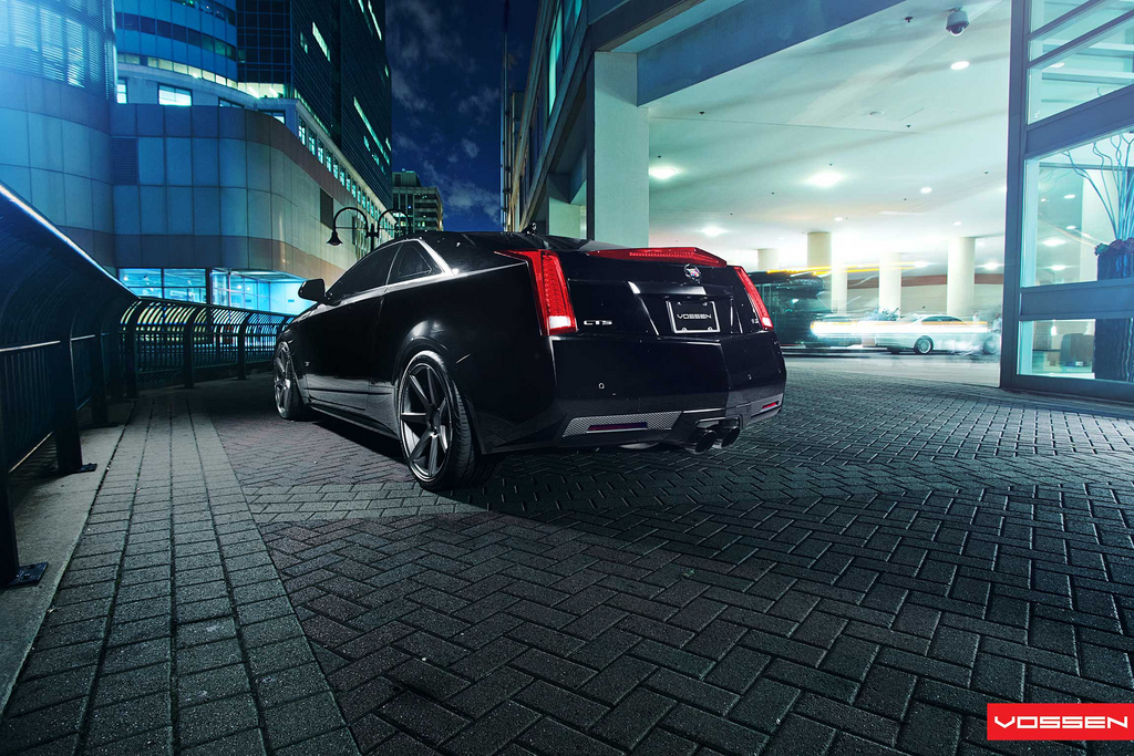 2013 Cadillac CTS-V photo