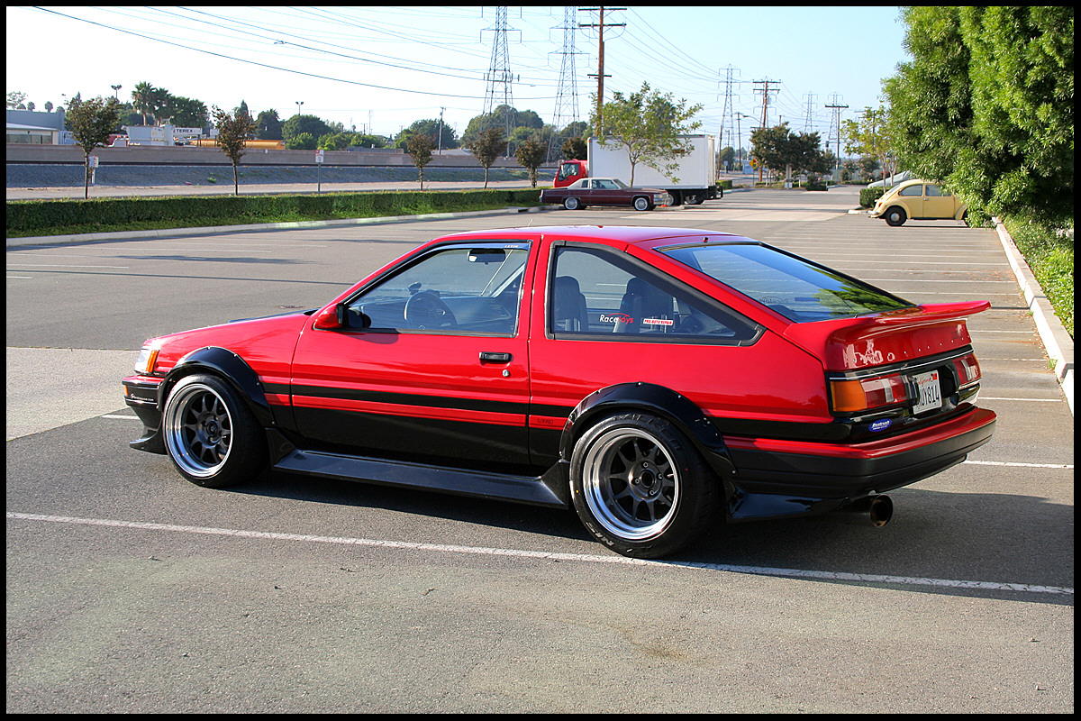 1985 Toyota Corolla photo