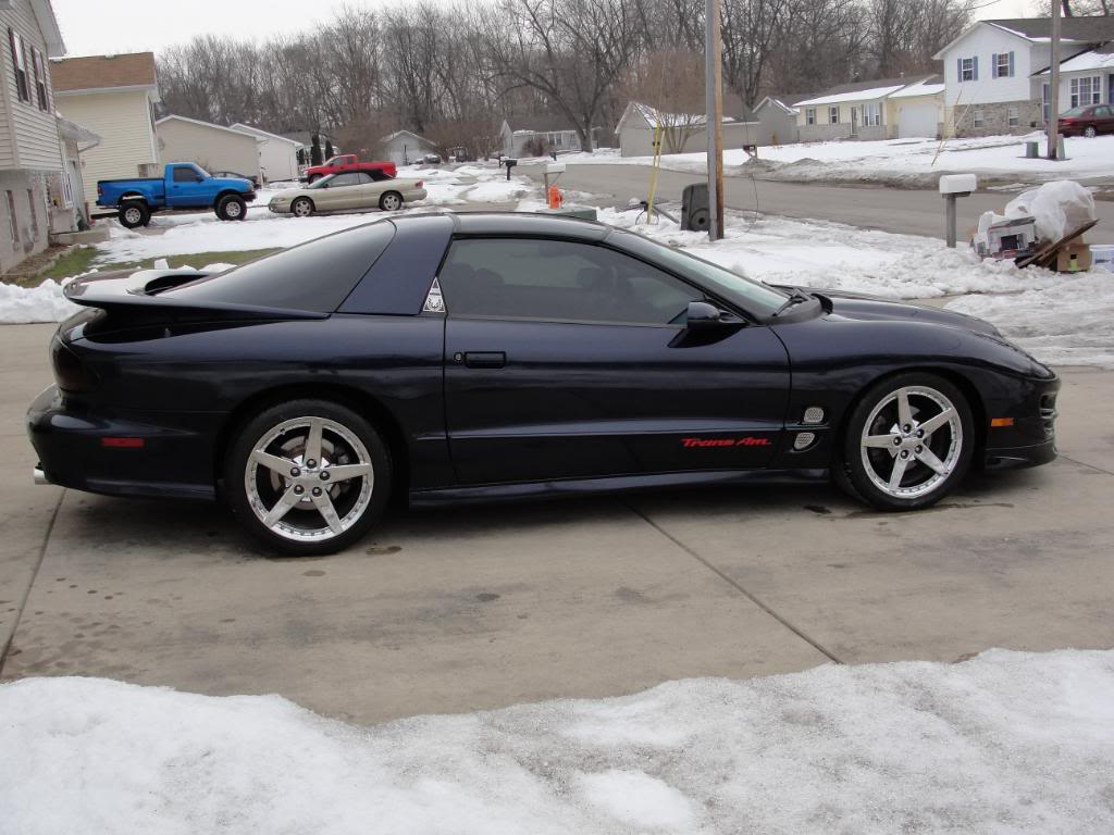 1999 Chevrolet Camaro photo