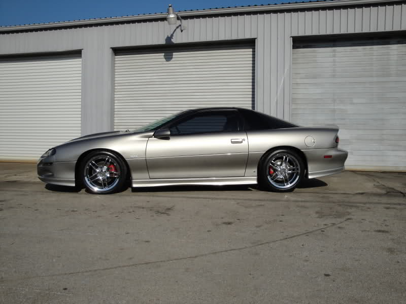 2001 Chevrolet Camaro photo