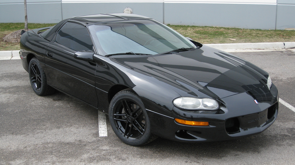 2001 Chevrolet Camaro photo