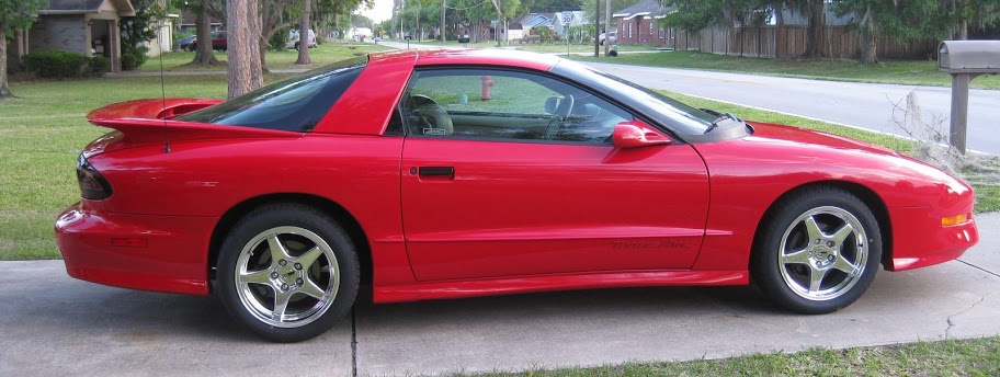 1999 Chevrolet Camaro photo