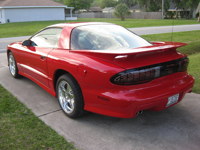 1999 Chevrolet Camaro photo